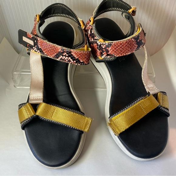 Hoff Women's Pink & Metallic Multicolor Island Seychelles Comfort Sandal 9 EU 40 - Picture 8 of 10